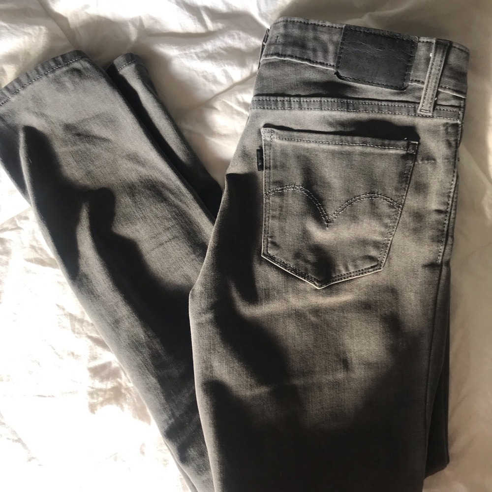 Lucky brand grey skinny jeans size 27
